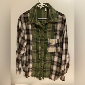 Men’s Gilden Intent Unique Raw Hemmed Multi Colored Boyfriend Flannel Shirt Med